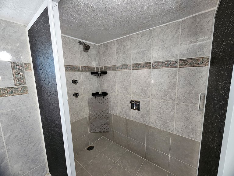 Villa 5 minutes from the sea with parking