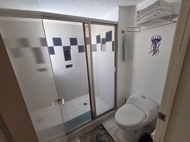 Spacious with 2 bedrooms, 2 bathrooms, and parking