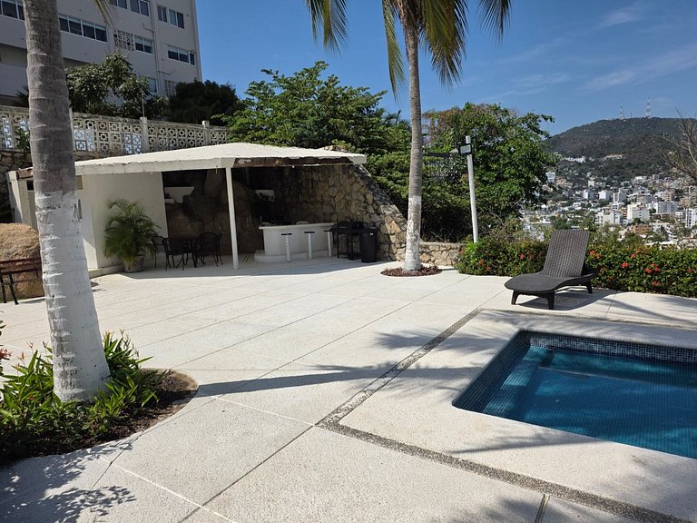 Spacious with 2 bedrooms, 2 bathrooms, and parking